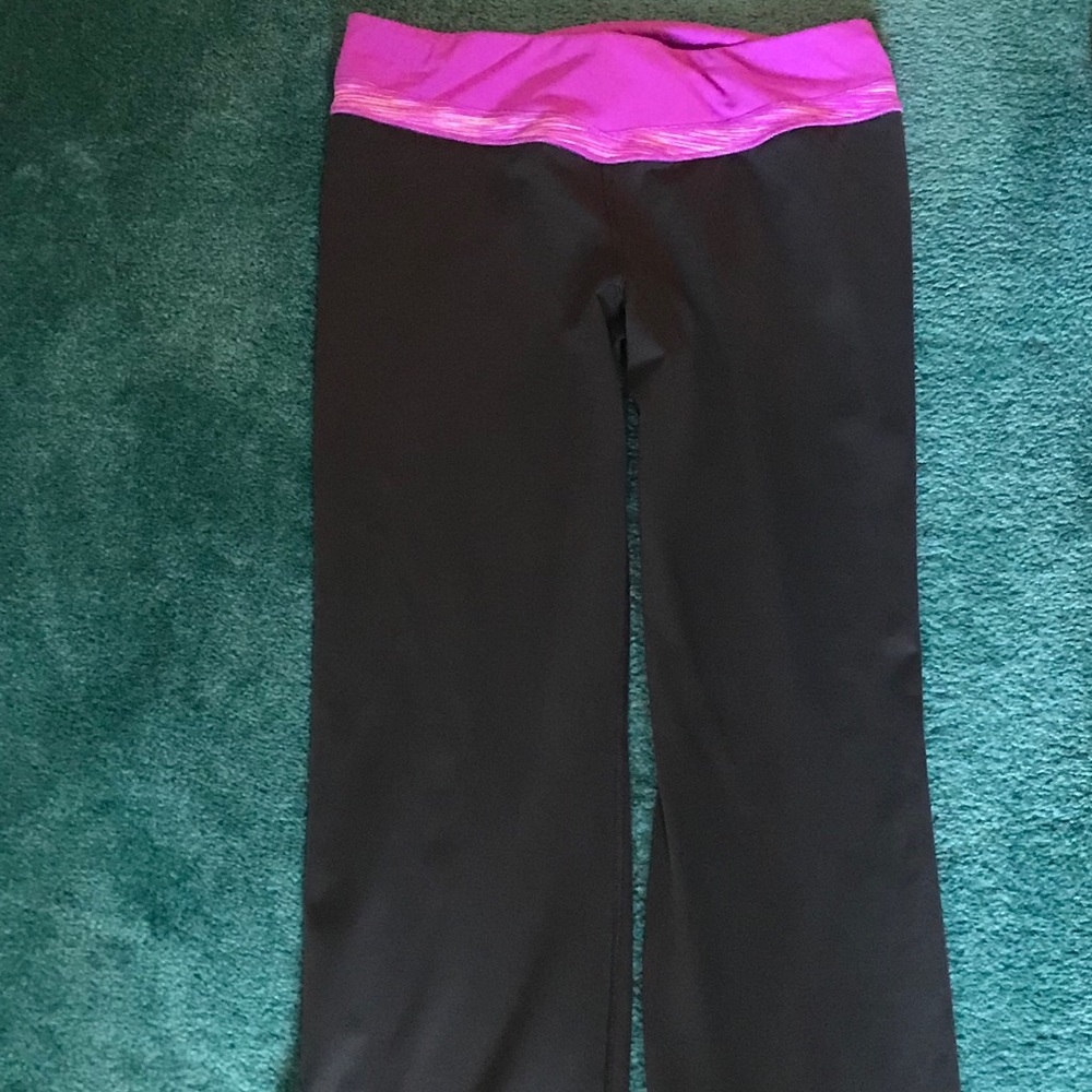Victoria’s Secret “Supermodel” Workout Pants